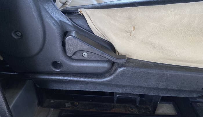 2018 Mahindra Thar CRDE 4X4 AC, Diesel, Manual, 35,083 km, Driver Side Adjustment Panel