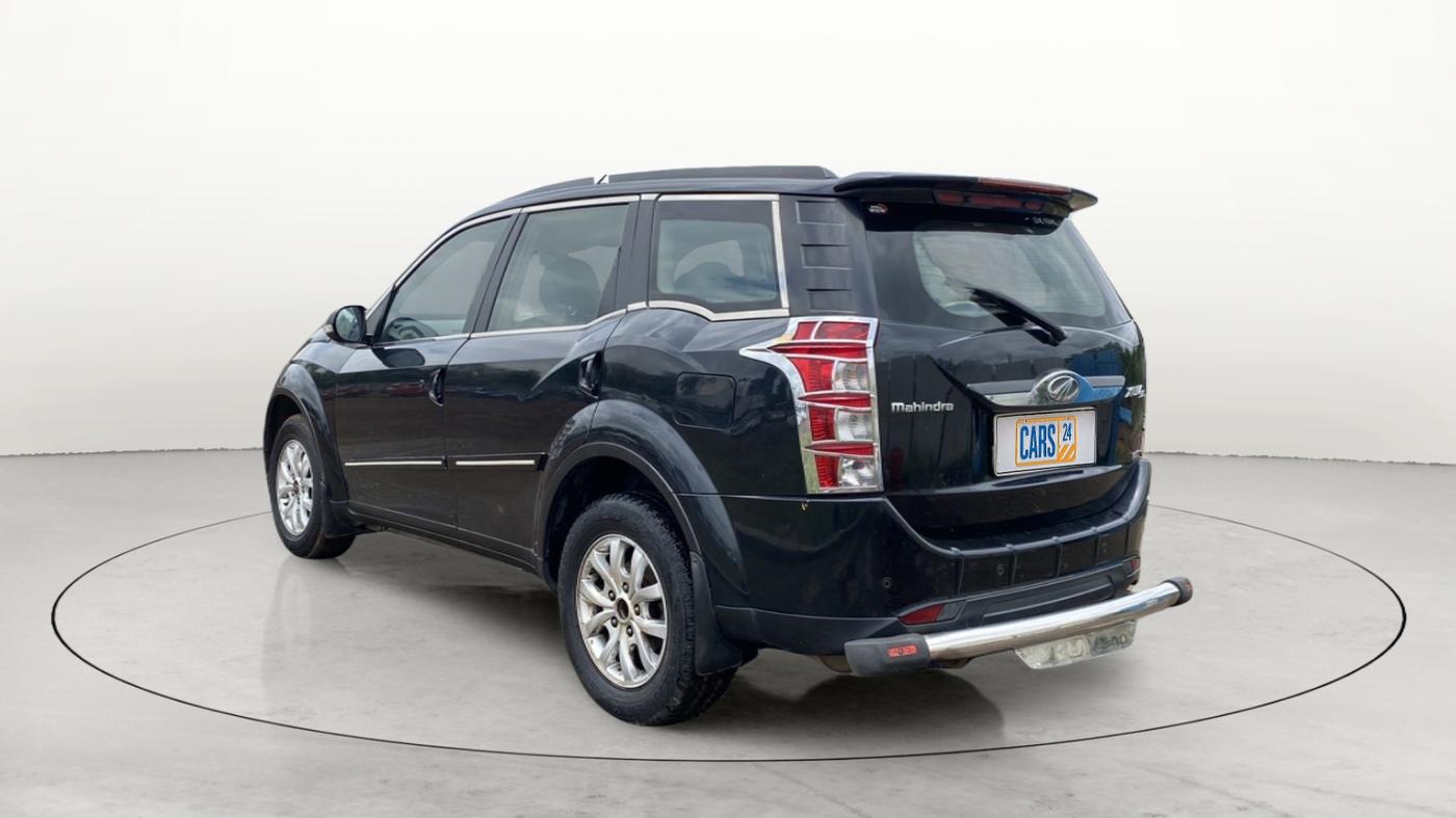 2015 Mahindra XUV500 W10, Diesel, Manual, 87,902 km, Left Back Diagonal
