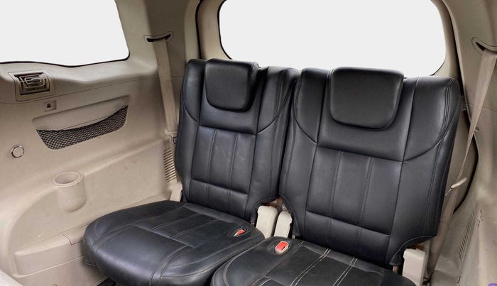 2015 Mahindra XUV500 W10, Diesel, Manual, 87,902 km, Third Seat Row ( optional )