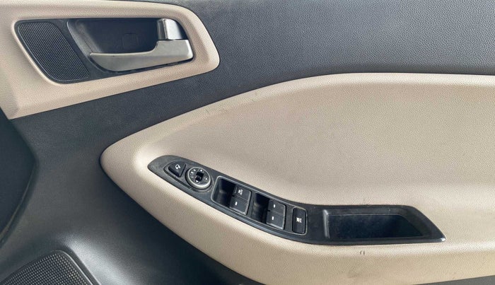 2019 Hyundai Elite i20 ASTA 1.4 CRDI (O), Diesel, Manual, 76,579 km, Driver Side Door Panels Control