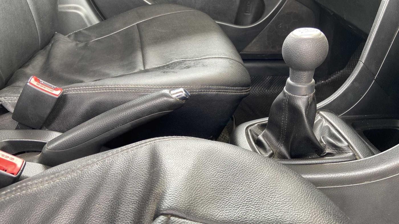 2012 Maruti Swift VXI, Petrol, Manual, 55,430 km, Gear Lever