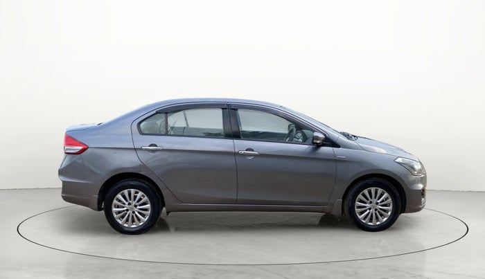 2016 Maruti Ciaz ZDI SHVS, Diesel, Manual, 82,948 km, Right Side View