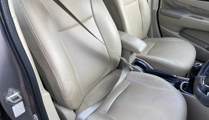 2016 Maruti Ciaz ZDI SHVS, Diesel, Manual, 82,948 km, Driver seat - Retractor not working