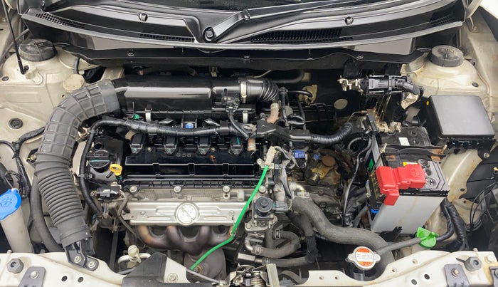 2021 Maruti Swift ZXI, Petrol, Manual, 74,571 km, Engine View