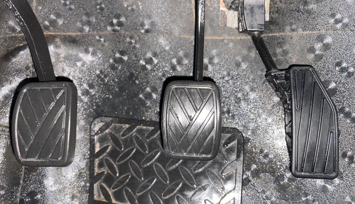 2021 Maruti Swift ZXI, Petrol, Manual, 74,571 km, Pedals