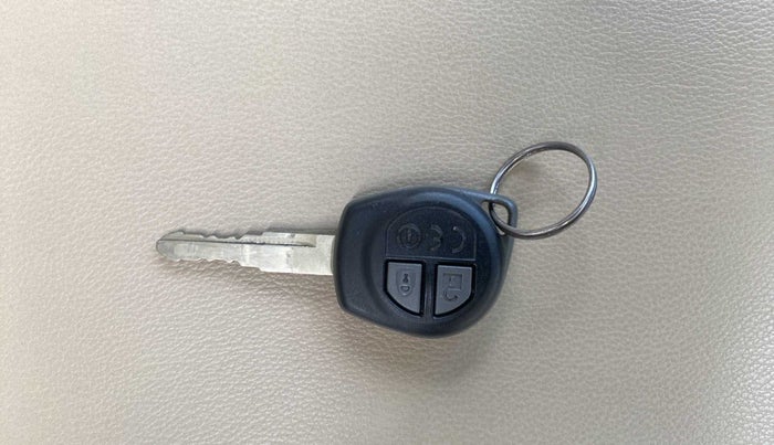 2018 Maruti Dzire VXI, Petrol, Manual, 32,043 km, Key Close Up