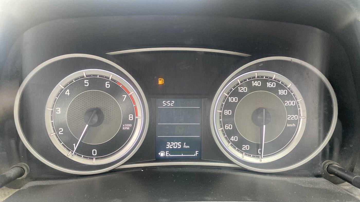 2018 Maruti Dzire VXI, Petrol, Manual, 32,043 km, Odometer Image