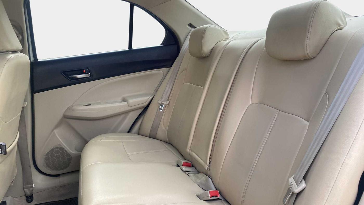 2018 Maruti Dzire VXI, Petrol, Manual, 32,043 km, Right Side Rear Door Cabin