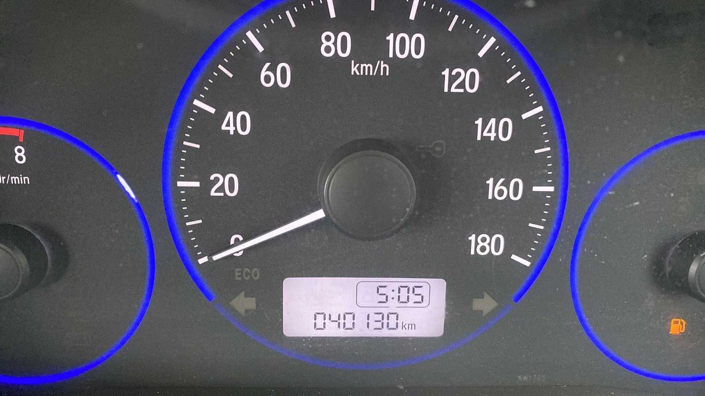 2017 Honda Brio S MT, Petrol, Manual, 40,094 km, Odometer Image