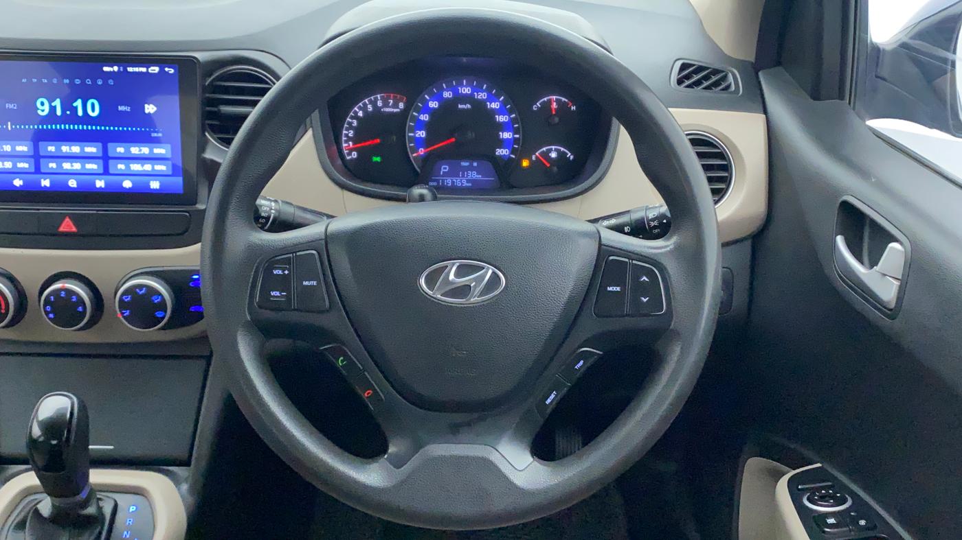 2016 Hyundai Xcent S AT 1.2, Petrol, Automatic, 1,19,769 km, Steering Wheel Close Up