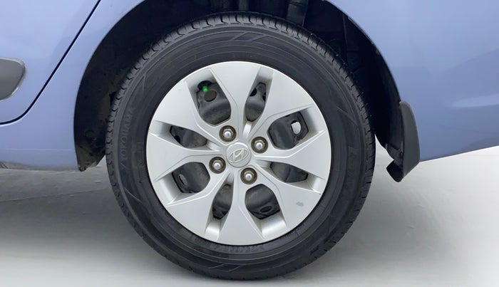 2016 Hyundai Xcent S AT 1.2, Petrol, Automatic, 1,19,769 km, Left Rear Wheel