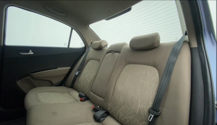 2016 Hyundai Xcent S AT 1.2, Petrol, Automatic, 1,19,769 km, Right Side Rear Door Cabin