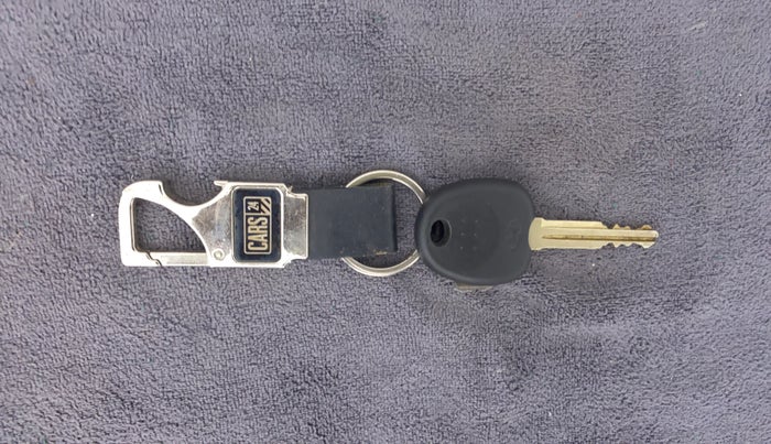 2016 Hyundai Xcent S AT 1.2, Petrol, Automatic, 1,19,769 km, Key Close Up