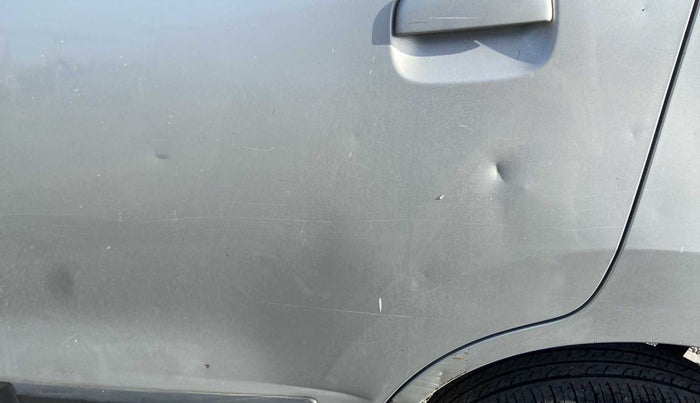 2012 Maruti Wagon R 1.0 VXI, Petrol, Manual, 78,259 km, Rear left door - Slightly dented