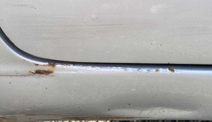 2012 Maruti Wagon R 1.0 VXI, Petrol, Manual, 78,259 km, Right running board - Slightly dented