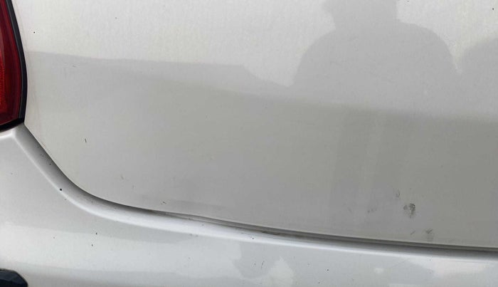 2011 Toyota Etios Liva G, Petrol, Manual, 1 km, Dicky (Boot door) - Slightly dented