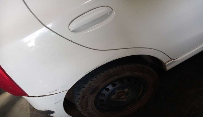2011 Toyota Etios Liva G, Petrol, Manual, 1 km, Right quarter panel - Minor scratches