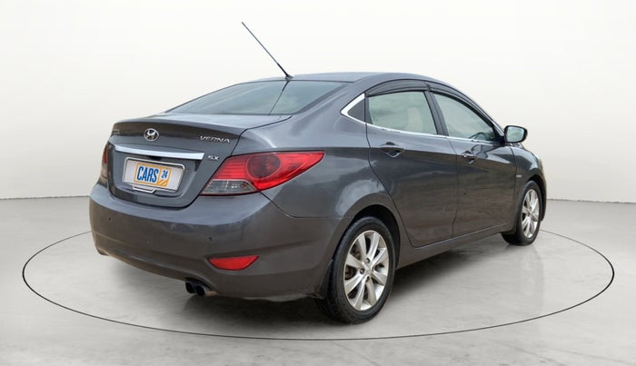 2013 Hyundai Verna FLUIDIC 1.6 CRDI SX, Diesel, Manual, 1,23,902 km, Right Back Diagonal