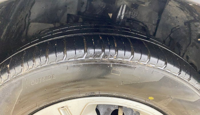 2020 Tata NEXON XM PETROL, Petrol, Manual, 1,45,444 km, Left Front Tyre Tread