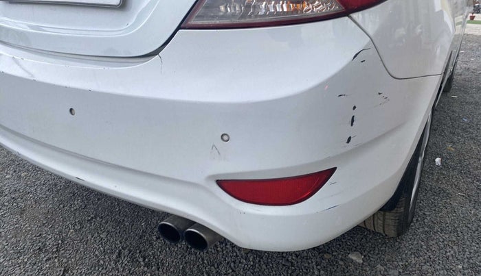 2013 Hyundai Verna FLUIDIC 1.6 CRDI SX, Diesel, Manual, 1,22,604 km, Rear bumper - Minor scratches
