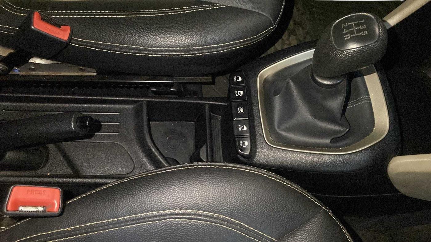 2018 Hyundai NEW SANTRO SPORTZ MT, Petrol, Manual, 12,691 km, Gear Lever