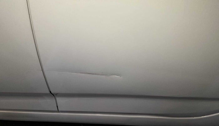 2013 Hyundai Verna FLUIDIC 1.6 VTVT SX, Petrol, Manual, 40,249 km, Rear left door - Slightly dented
