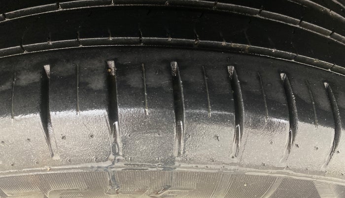 2021 Toyota Glanza G, Petrol, Manual, 37,749 km, Left Rear Tyre Tread