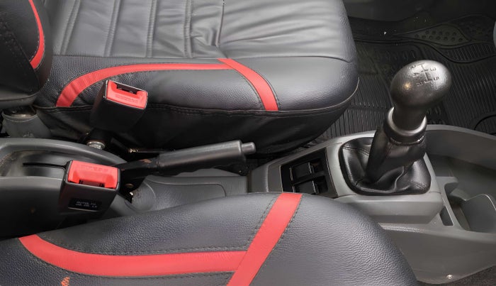 2013 Maruti Alto 800 LXI, Petrol, Manual, 32,823 km, Gear Lever