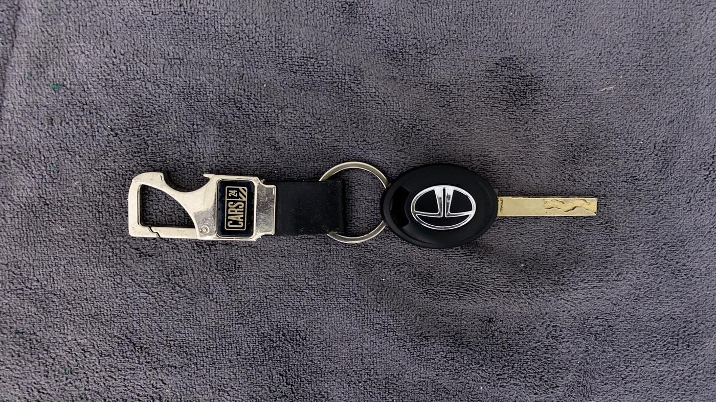 2019 Tata TIGOR XM PETROL, Petrol, Manual, 20,081 km, Key Close Up