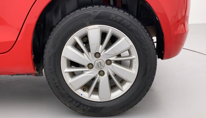 2017 Maruti Swift ZXI, Petrol, Manual, 35,243 km, Left Rear Wheel
