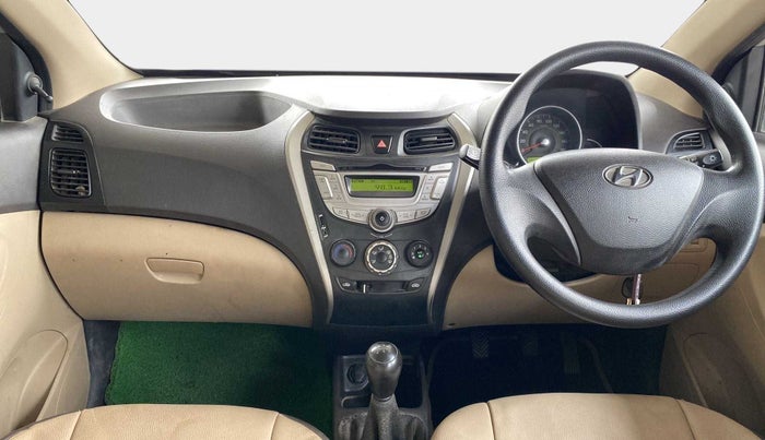 2016 Hyundai Eon MAGNA +, Petrol, Manual, 72,041 km, Dashboard