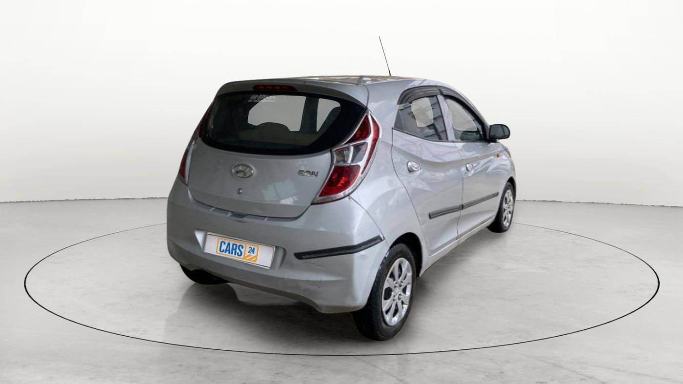 2016 Hyundai Eon MAGNA +, Petrol, Manual, 72,041 km, Right Back Diagonal