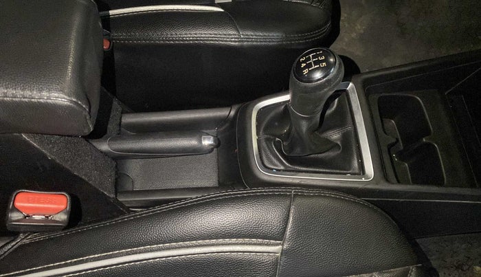 2018 Maruti Swift VXI, Petrol, Manual, 69,553 km, Gear Lever
