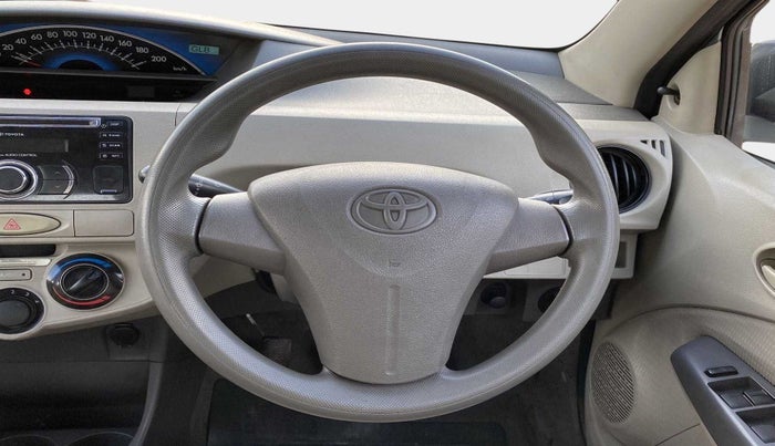2014 Toyota Etios G, Petrol, Manual, 87,859 km, Steering Wheel Close Up