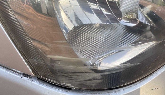 2014 Toyota Etios G, Petrol, Manual, 87,859 km, Right headlight - Minor scratches
