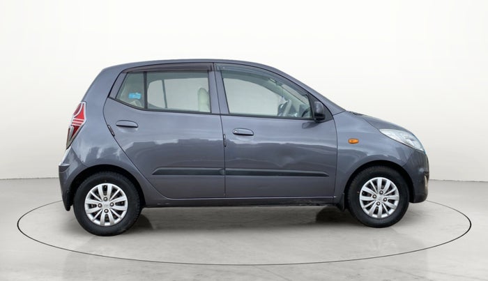 2015 Hyundai i10 SPORTZ 1.1, Petrol, Manual, 66,578 km, Right Side View