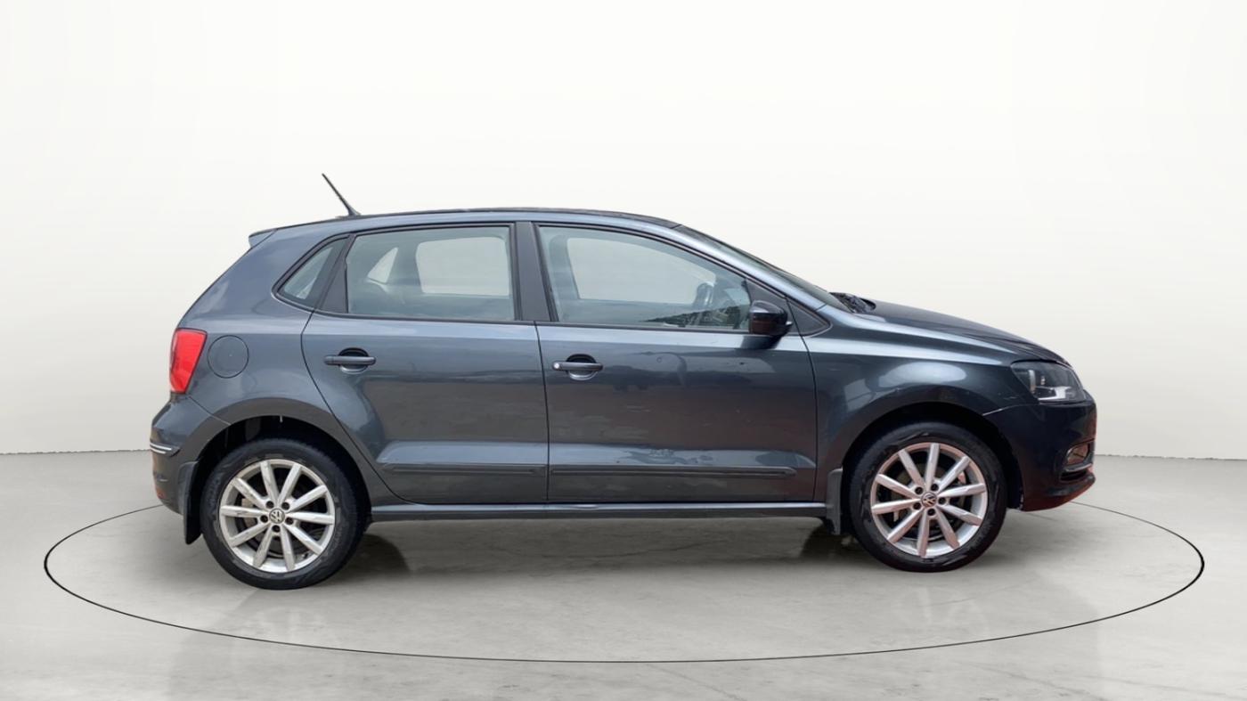 2017 Volkswagen Polo HIGHLINE PLUS 1.2(16 ALLOY, Petrol, Manual, 58,347 km, Right Side View