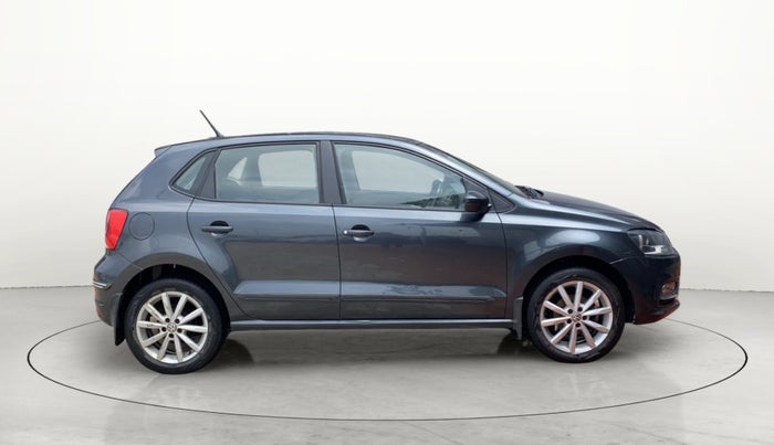 2017 Volkswagen Polo HIGHLINE PLUS 1.2(16 ALLOY, Petrol, Manual, 58,347 km, Right Side View