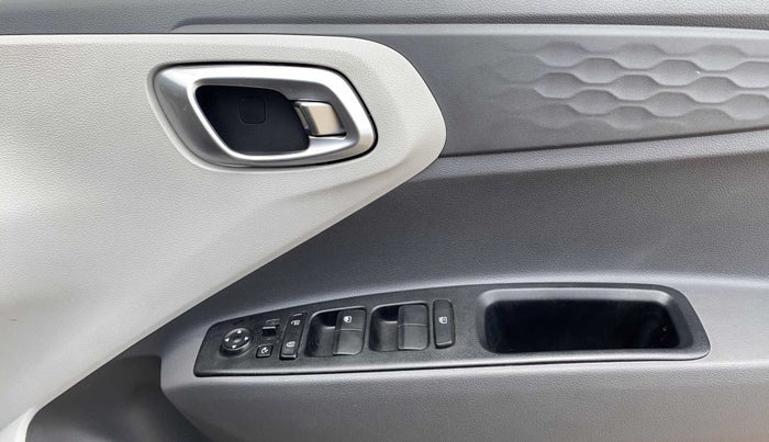 2021 Hyundai GRAND I10 NIOS SPORTZ AMT 1.2 KAPPA VTVT, Petrol, Automatic, 6,611 km, Driver Side Door Panels Control