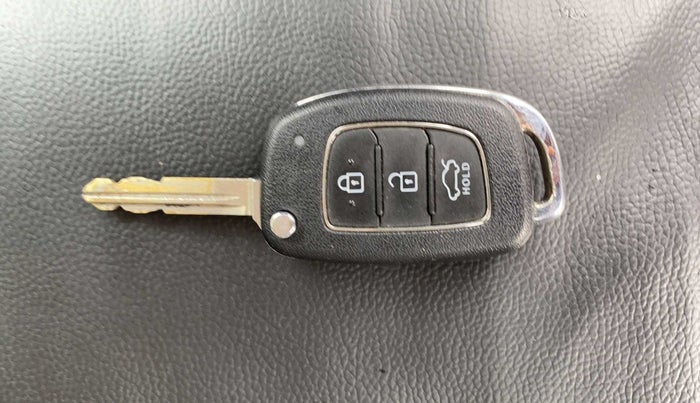 2021 Hyundai GRAND I10 NIOS SPORTZ AMT 1.2 KAPPA VTVT, Petrol, Automatic, 6,611 km, Key Close Up