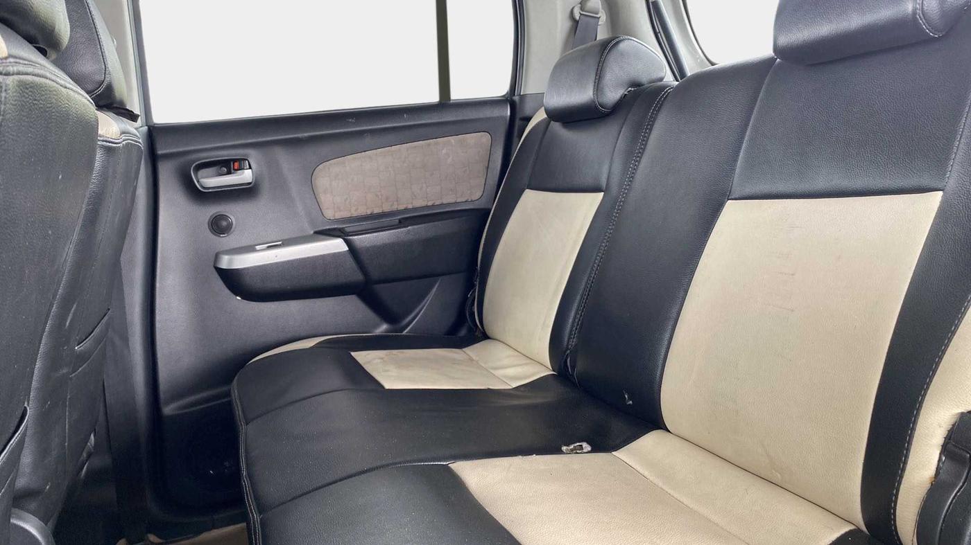 2014 Maruti Wagon R 1.0 VXI, Petrol, Manual, 95,273 km, Right Side Rear Door Cabin