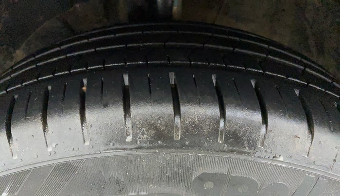 2019 Maruti Baleno ALPHA CVT PETROL 1.2, Petrol, Automatic, 27,580 km, Left Front Tyre Tread
