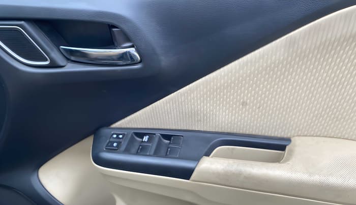 2018 Honda City 1.5L I-VTEC V MT, Petrol, Manual, 49,115 km, Driver Side Door Panels Control