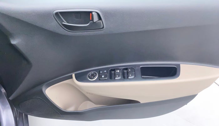 2018 Hyundai Grand i10 MAGNA 1.2 KAPPA VTVT, Petrol, Manual, 33,105 km, Driver Side Door Panels Control