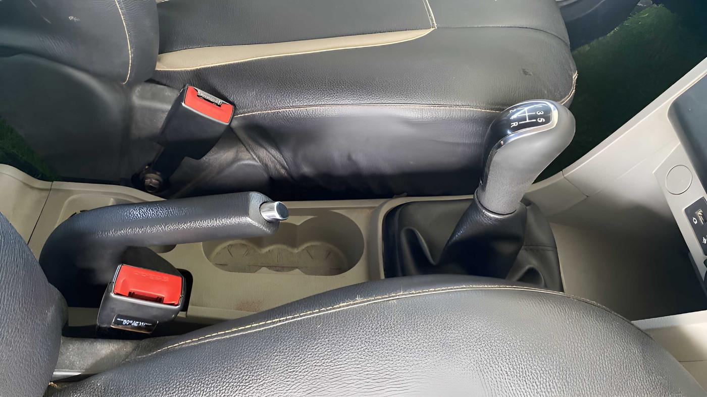 2018 Tata Tiago XT PETROL, Petrol, Manual, 38,331 km, Gear Lever