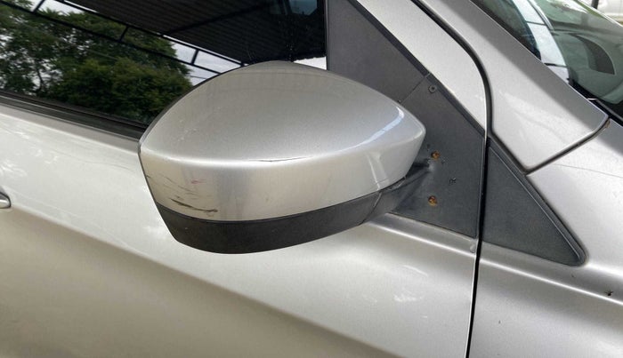 2018 Tata Tiago XT PETROL, Petrol, Manual, 38,331 km, Right rear-view mirror - Cover has minor damage