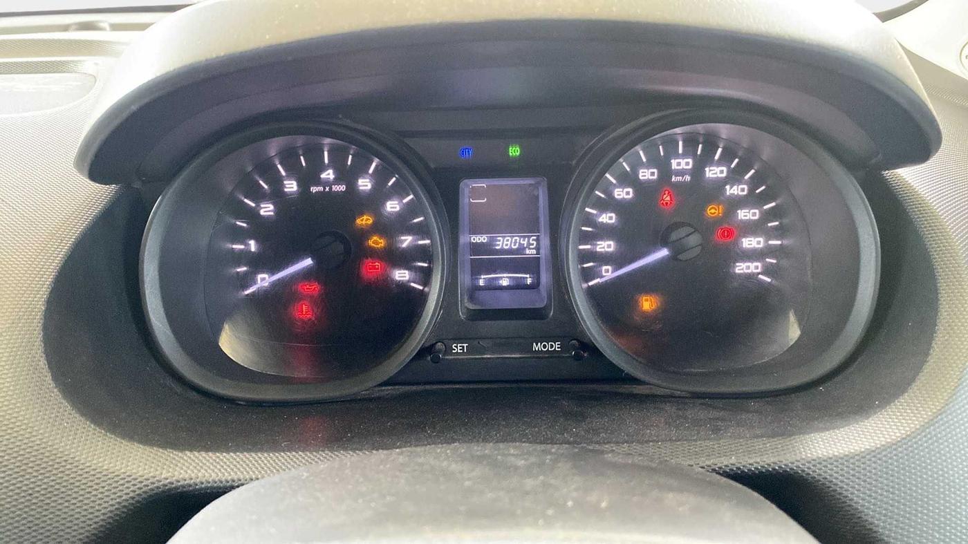 2018 Tata Tiago XT PETROL, Petrol, Manual, 38,331 km, Odometer Image