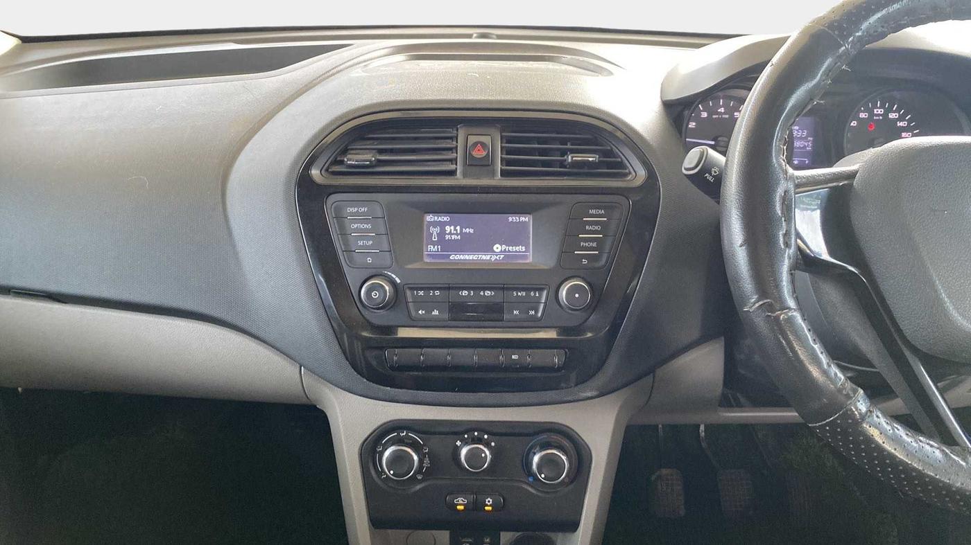 2018 Tata Tiago XT PETROL, Petrol, Manual, 38,331 km, Air Conditioner