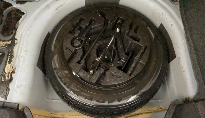 2017 Volkswagen Ameo HIGHLINE PLUS 1.5L AT 16 ALLOY, Diesel, Automatic, 49,028 km, Spare Tyre