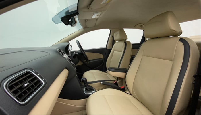 2017 Volkswagen Ameo HIGHLINE PLUS 1.5L AT 16 ALLOY, Diesel, Automatic, 49,028 km, Right Side Front Door Cabin